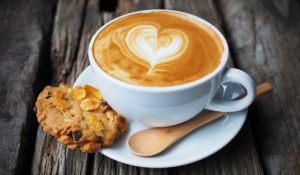 Mehr über den Artikel erfahren Healthy Eating Habits for a Sustainable Lifestyle